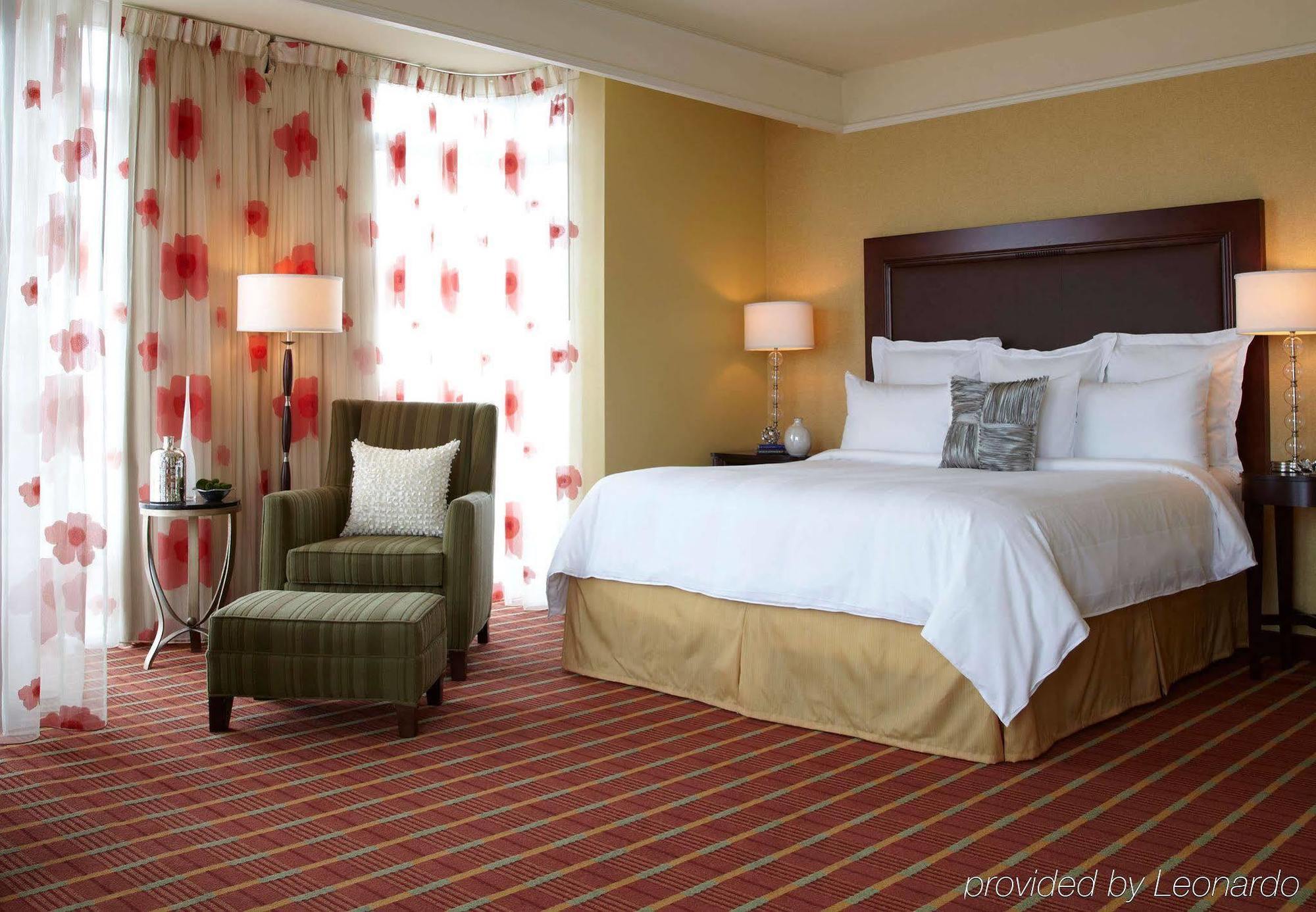 Renaissance Montgomery Hotel & Spa At The Convention Center Exteriör bild