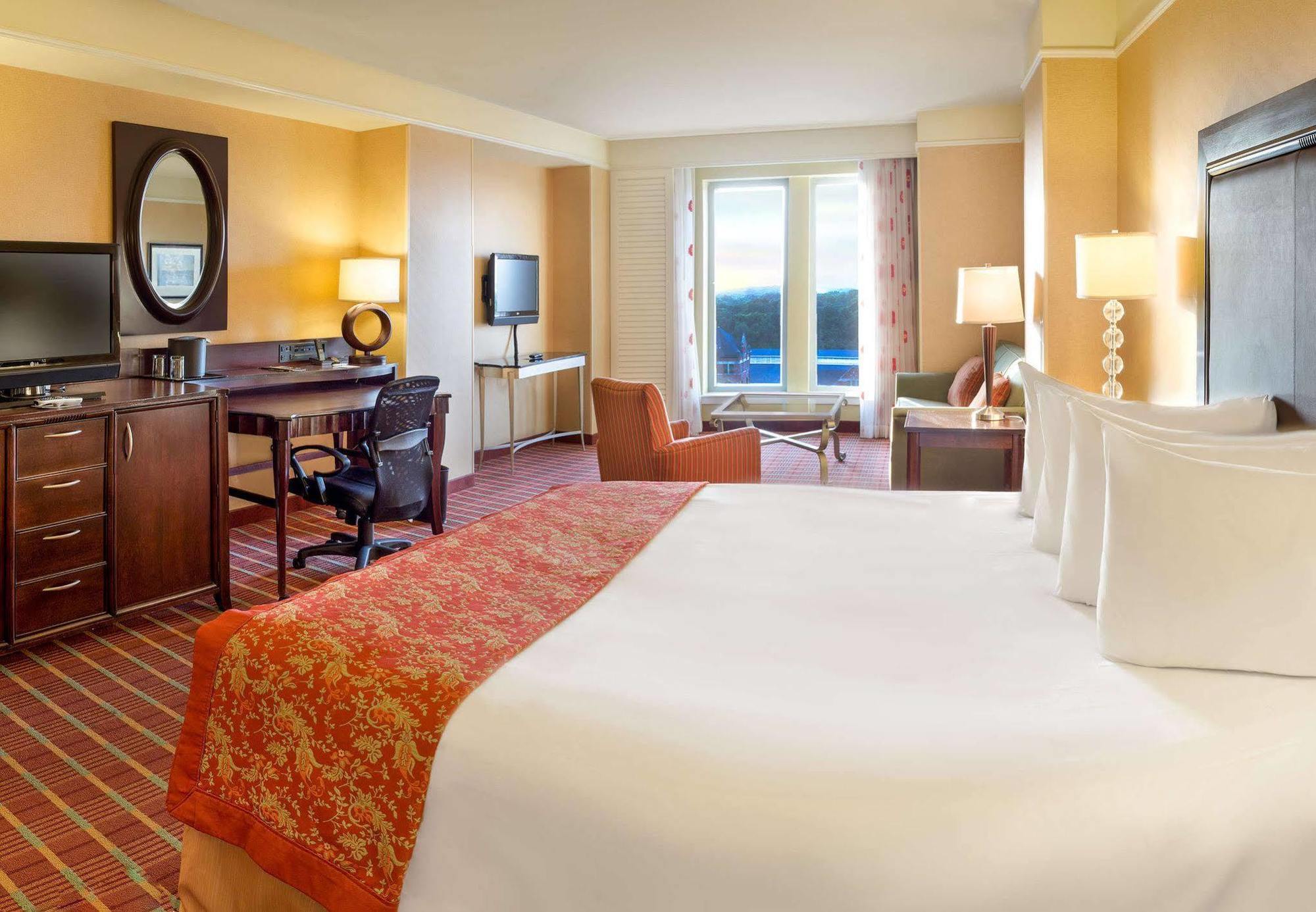 Renaissance Montgomery Hotel & Spa At The Convention Center Exteriör bild